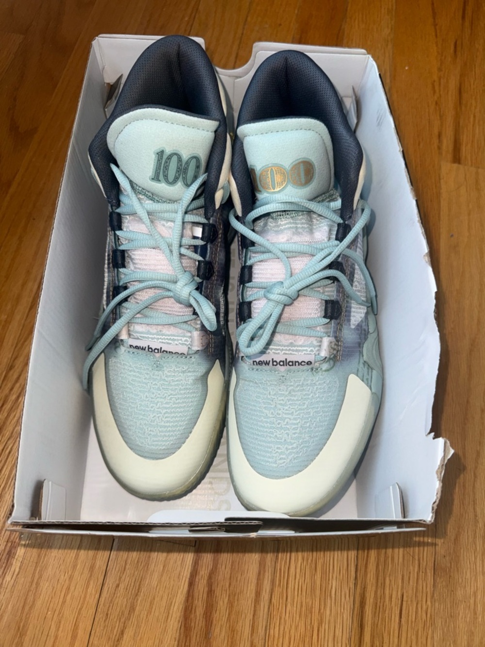 New Balance Kawhi 2 "New Money" Mens Sz 9.5 Gray Mist Gold BBKLSNM2 NWT